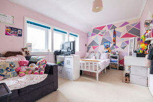 Bedroom- click for photo gallery